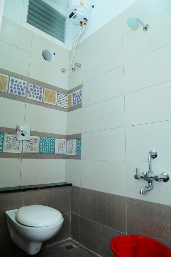 Lia'S Homestay Pondicherry Esterno foto
