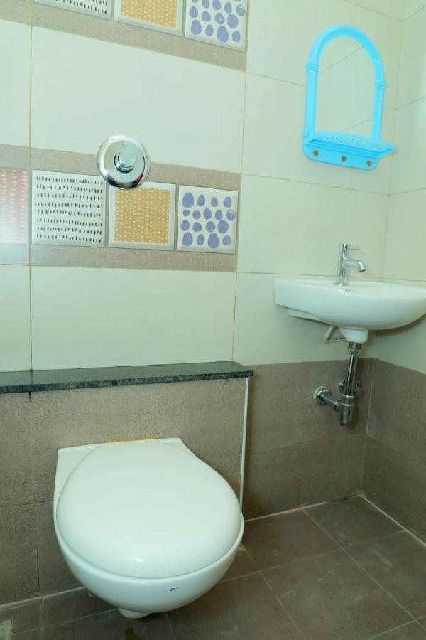 Lia'S Homestay Pondicherry Esterno foto