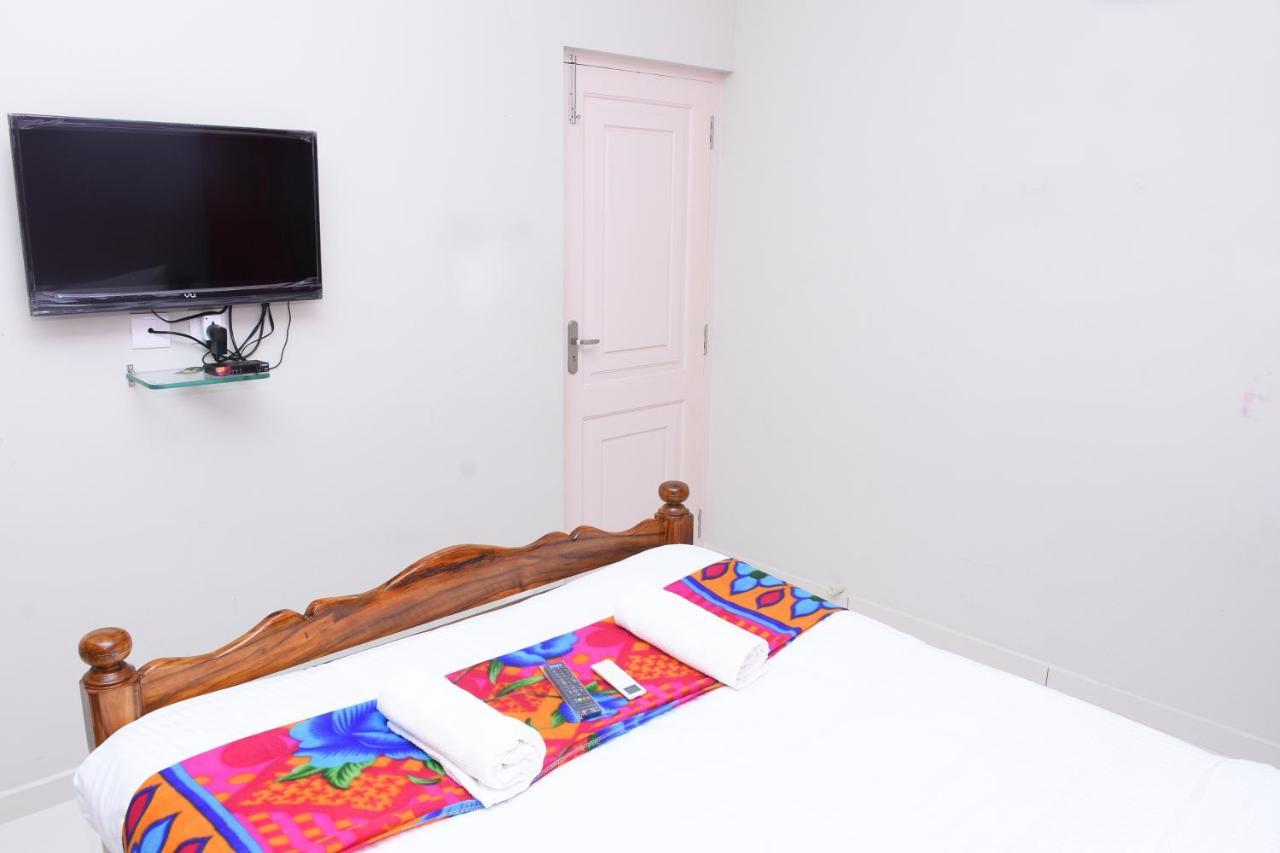 Lia'S Homestay Pondicherry Esterno foto